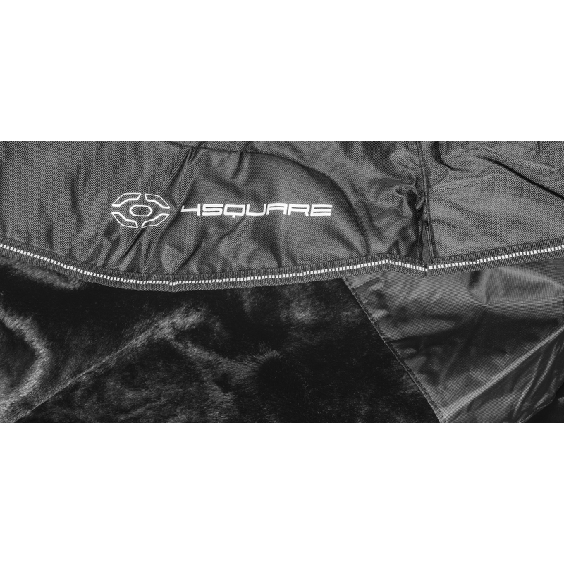 Veekindel jalakate 4SQUARE must