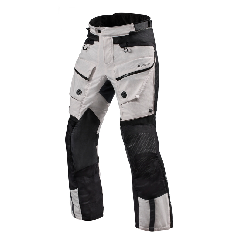 Revit Defender 3 GTX mootorrattapüksid hõbedane/must lühikesed Revit Defender 3 GTX