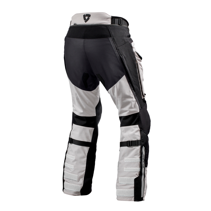 Revit Defender 3 GTX mootorrattapüksid hõbedane/must lühikesed Revit Defender 3 GTX