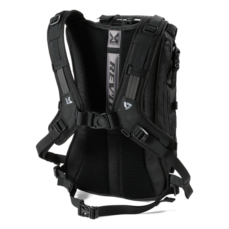 Revit Barren H2O seljakott 18 l must