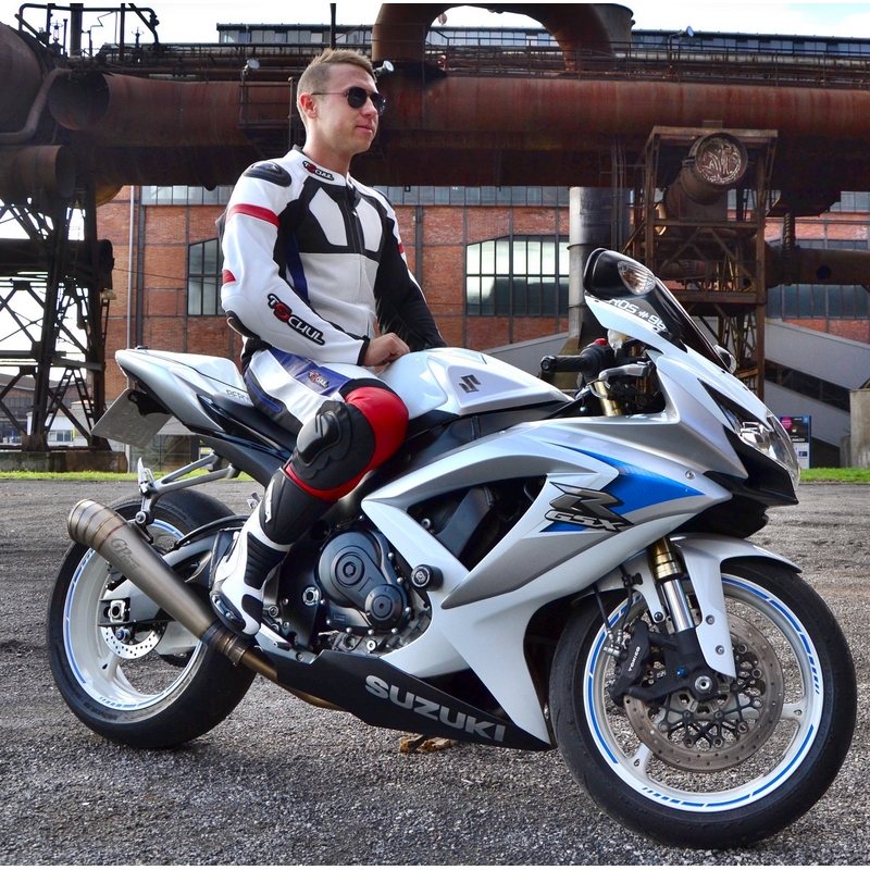 Pánská kombinéza Tschul 580 bílo-červeno-modro-černá výprodej