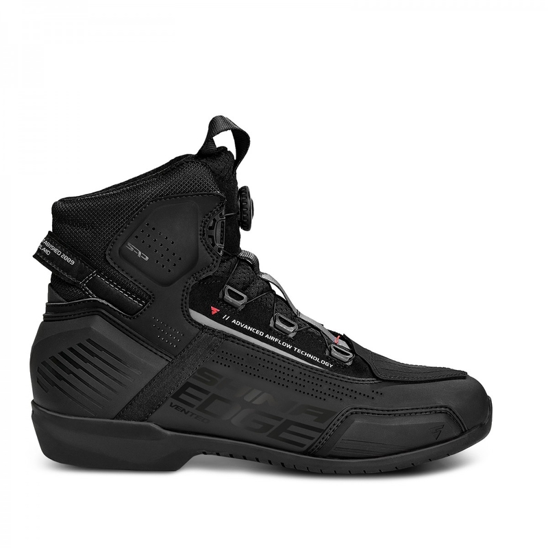 Shima Edge Vent mustad mootorratta saapad
