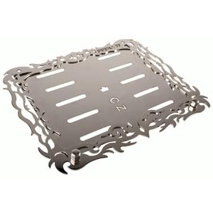 Roostevabast terasest alusplaat Cayenne'i numbrimärgi all