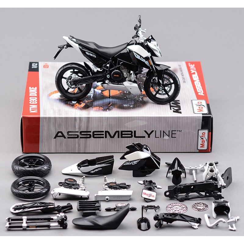 Model motocyklu Maisto KTM 690 Duke 3 Kit
