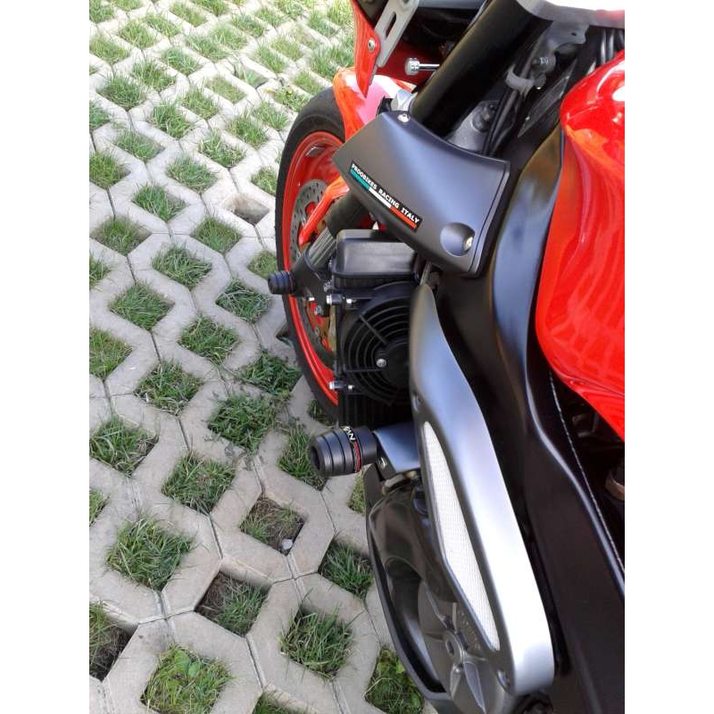 Aprilia TUONO 1000 (06-08) Arrow