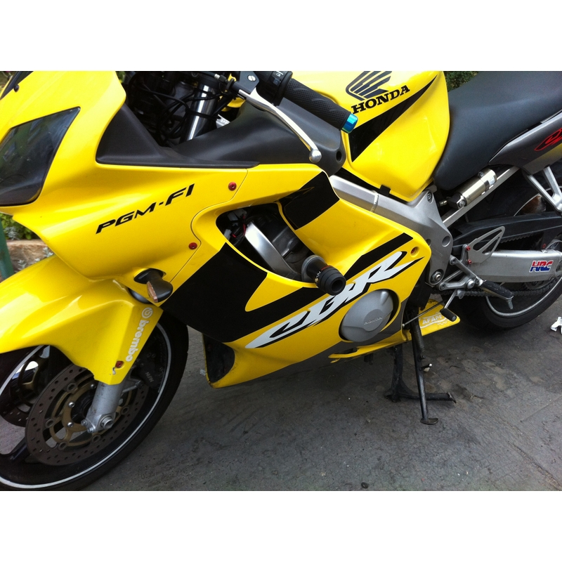Honda CBR 600F (99-07) ilma kapitaalremondita Gatling Gatling
