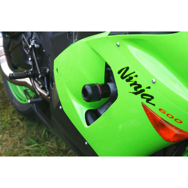 Kawasaki ZX-6R (05-06) koos Gatlingi kaitsekatte modifikatsiooniga