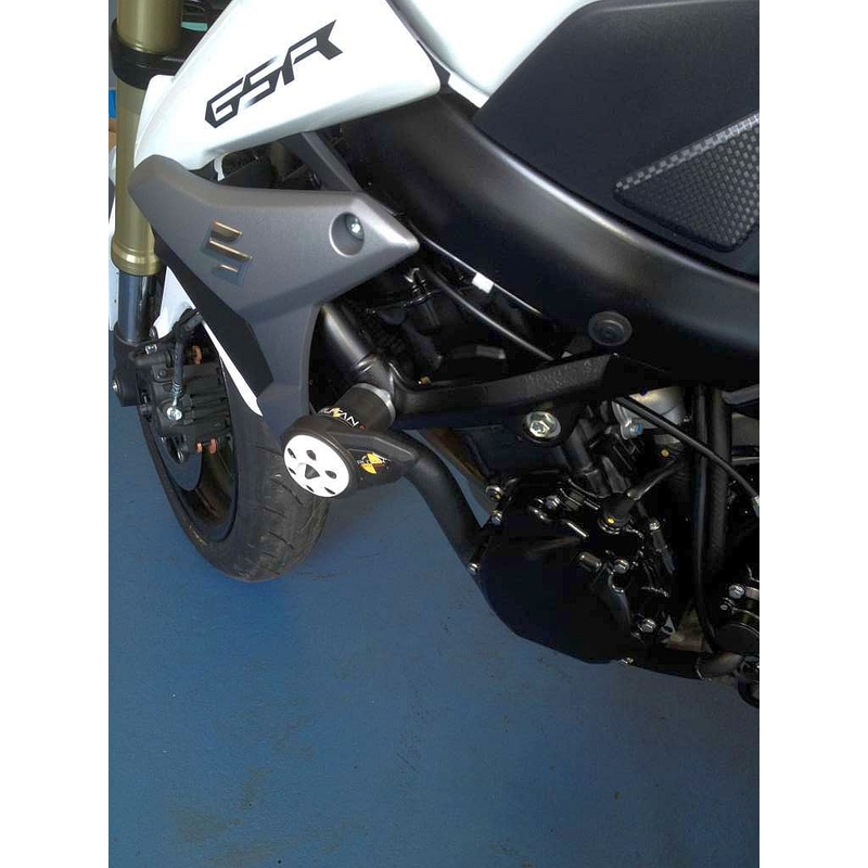 Suzuki GSR 750 ühepunktiline komplekt Gatling
