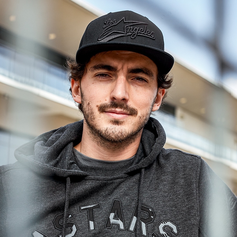 Alpinestars Los Angeles müts must ja valge