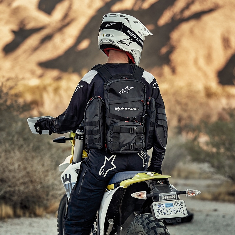 Seljakott Alpinestars Techdura Tactical must ja valge 9 l