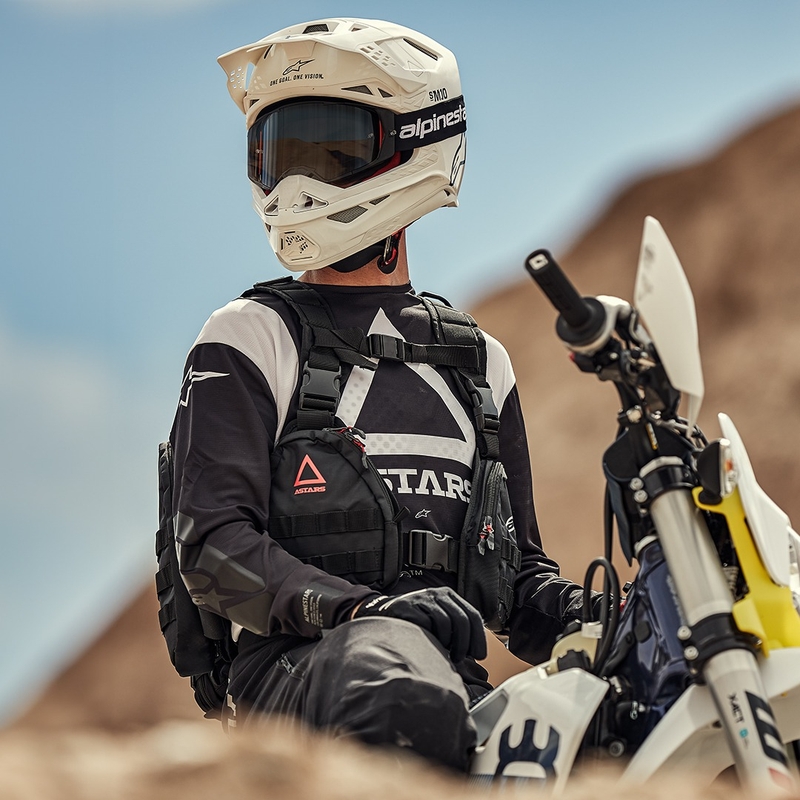 Seljakott Alpinestars Techdura Tactical must ja valge 9 l