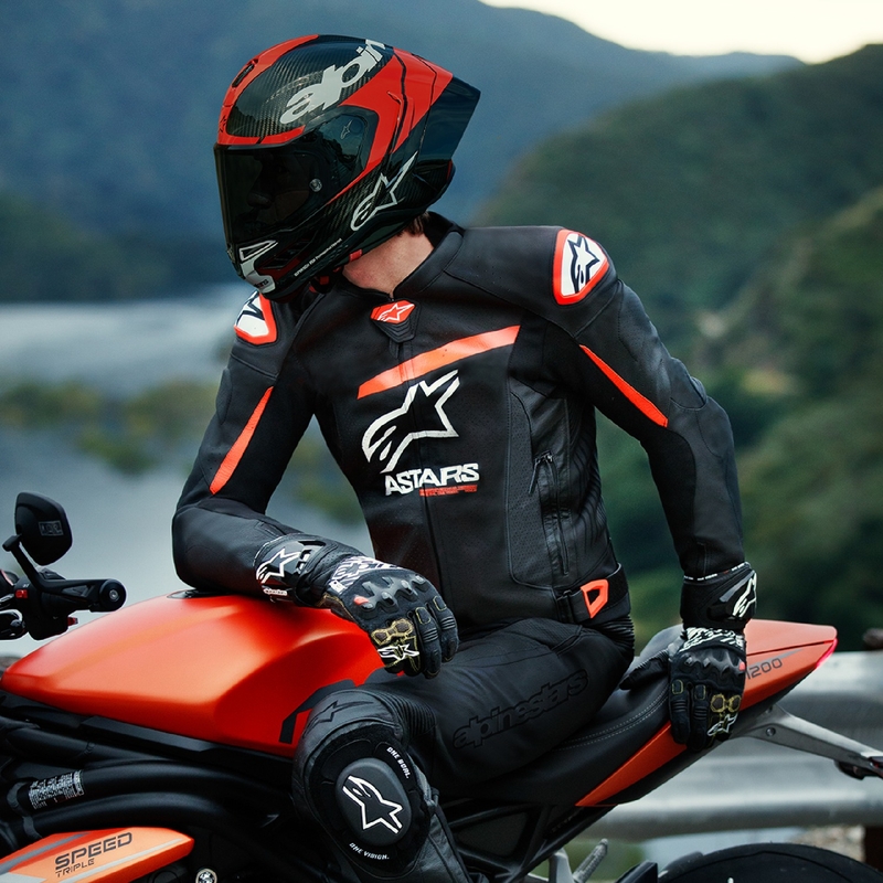 Alpinestars GP plus R 4 Airflow Black-Fluo Red-White nahast mootorratta jakk