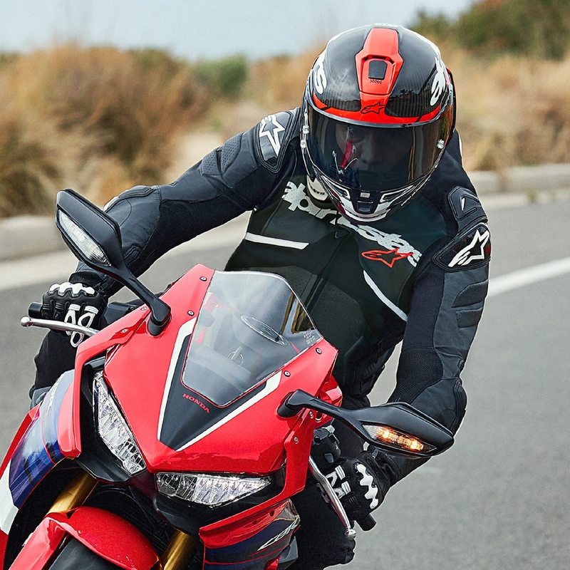 Alpinestars Atem 5 must-valge nahast mootorrattajope