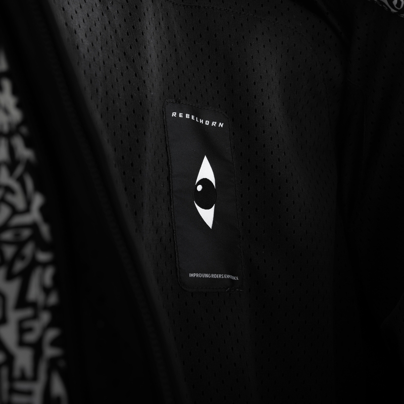 Softshell mootorratta jope Rebelhorn Slash Noriaki must ja valge