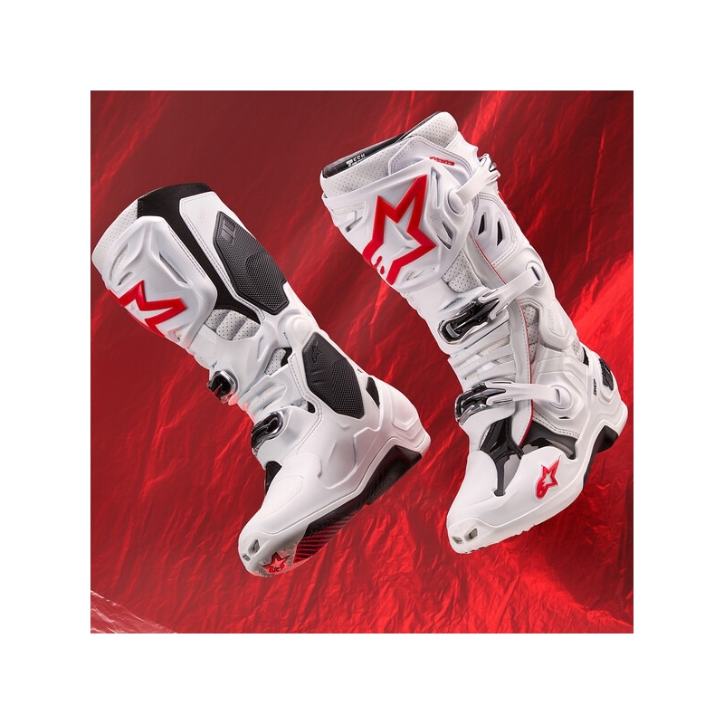 Alpinestars Tech 10 Supervented mootorratta saapad perforeeritud valge, punane ja must