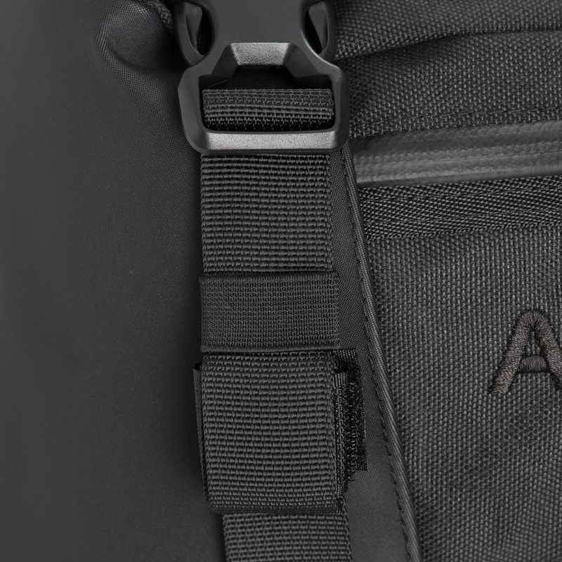 Oxford Atlas T-30 Advanced Tourpack 30 l reisijaistmekott must