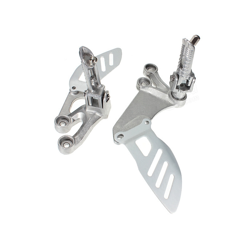 Přední držák se stupačkami R-TECH Suzuki GSXR1000 (05-14) výprodej