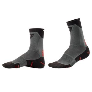 Revit Charger 2 halli-mustad sokid