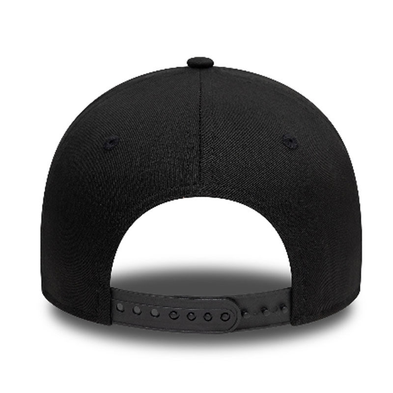 Cap Aprilia must