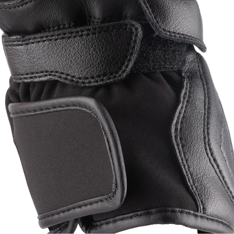 Naiste Oxford Omega 1.0 mootorratta kindad. Dry2Dry™ must