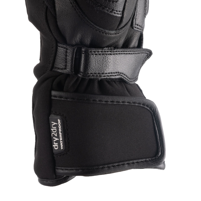 Naiste Oxford Omega 1.0 mootorratta kindad. Dry2Dry™ must