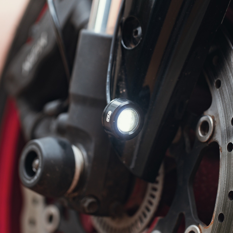 Täiendavad tuled Oxford Run light front set must
