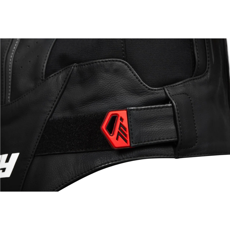 Nahast mootorratta jakk Seventy Degrees SD-JL24 Spoiler must-punane