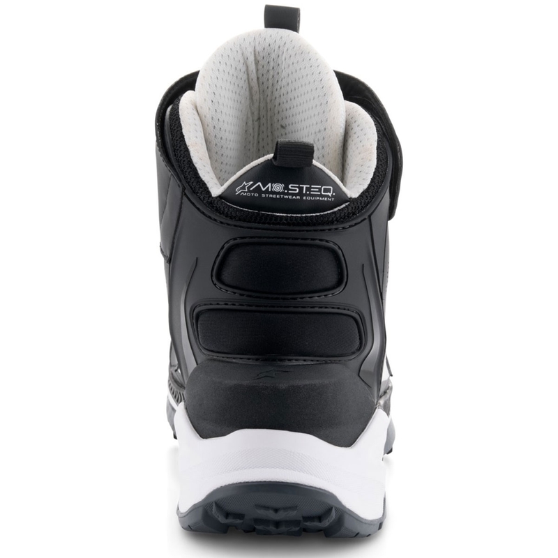 Alpinestars Speedstreet must-valged mootorrattasaapad