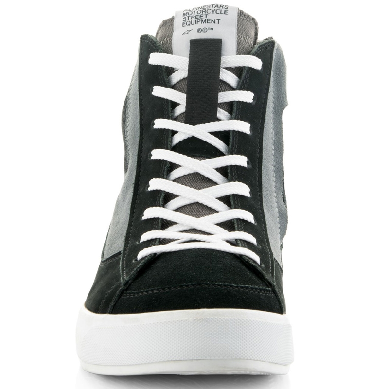 Alpinestars Stated must-hall-valge mootorratta saapad