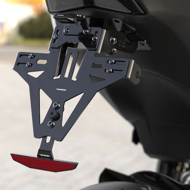 Numbrimärkide hoidja koos valgustusega Highsider Akron RS PRO Triumph SPEED TRIPLE 1050 must