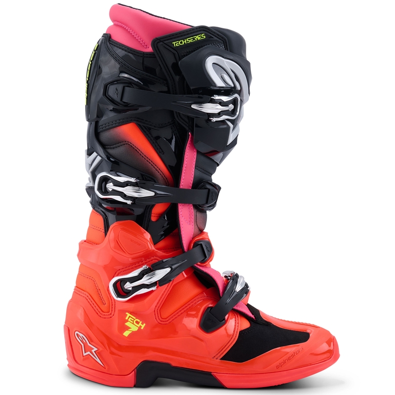 Alpinestars Tech 7 must-fluo punane-fluo roosa mootorratta saapad