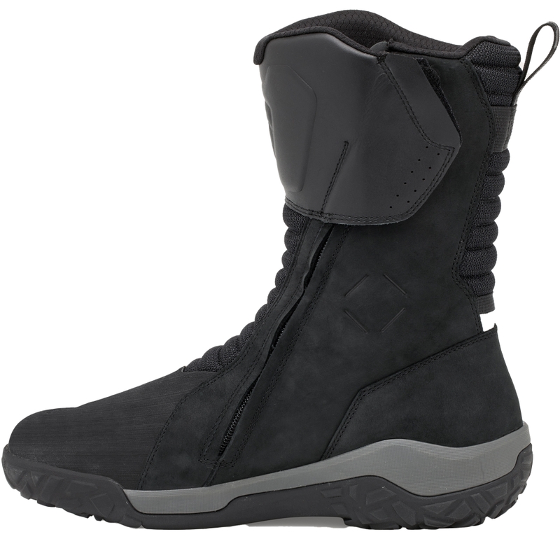 Revit Boundless H2O mootorratta saapad mustad