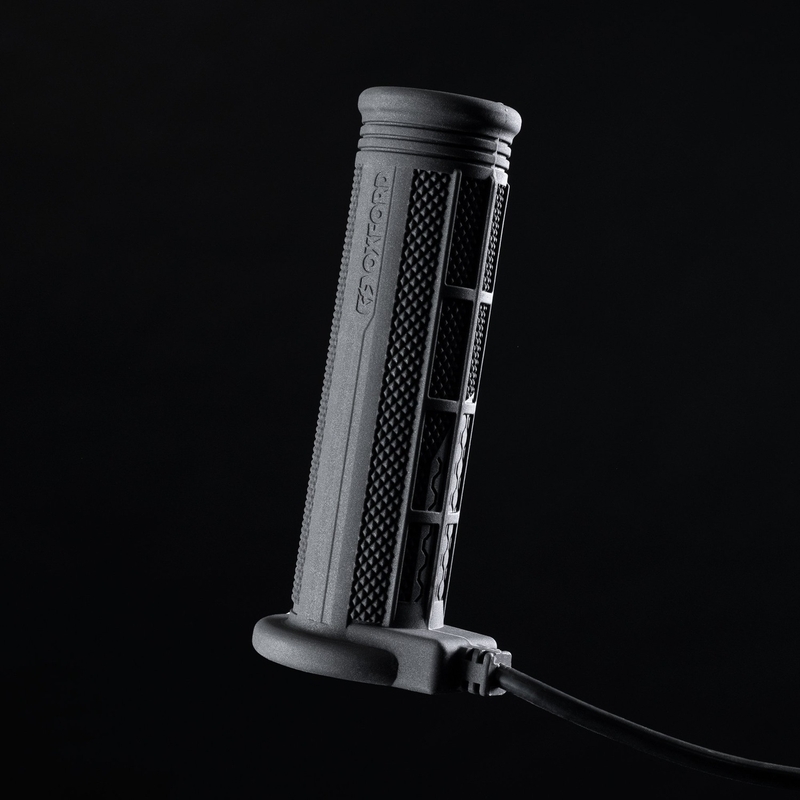 Oxford Hotgrips PRO Adventure soojendusega käepidemed, millel on käepidemesse integreeritud reguleerimine