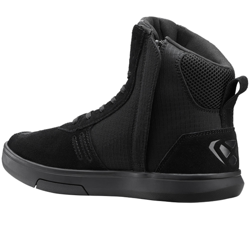 IXON Ghost Air mootorrattasaapad mustad