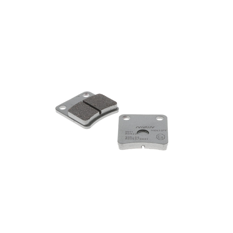 Piduriklotsid NISSIN poolmetallist segu 41x42,9x7,9 mm 2 tk