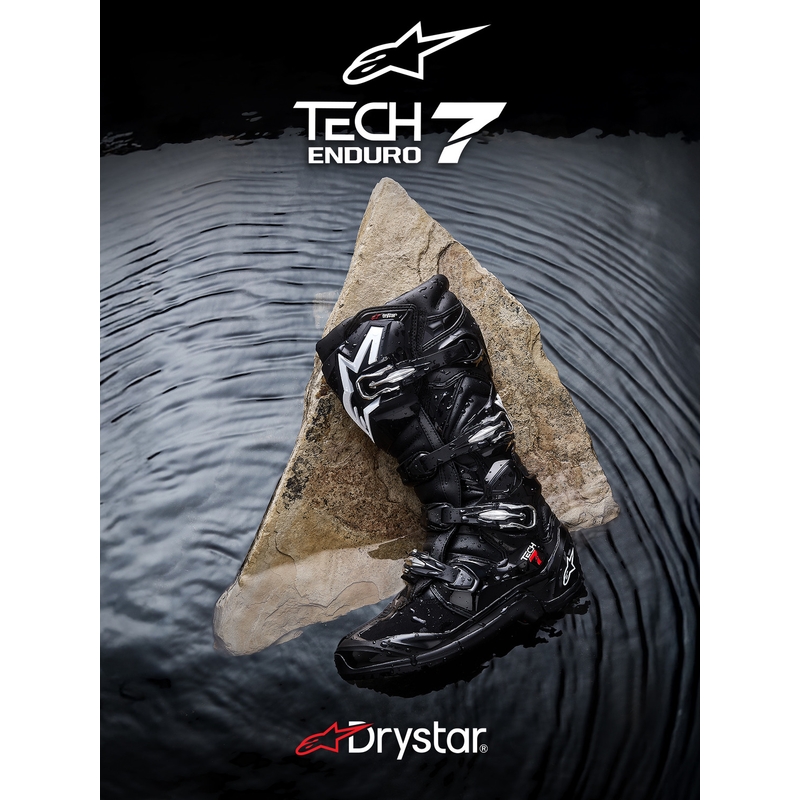 Alpinestars Tech 7 Enduro Drystar mootorrattasaapad mustad