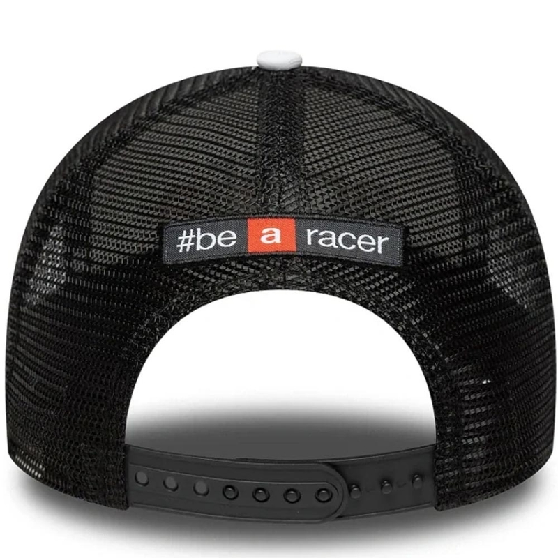 Aprilia 9forty Be A Racer nokamüts logoga must-valge