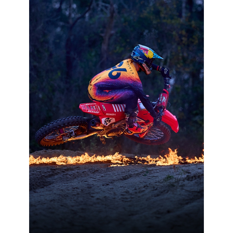 Alpinestars Supertech piiratud väljaande Black Hole motokrossisärk must