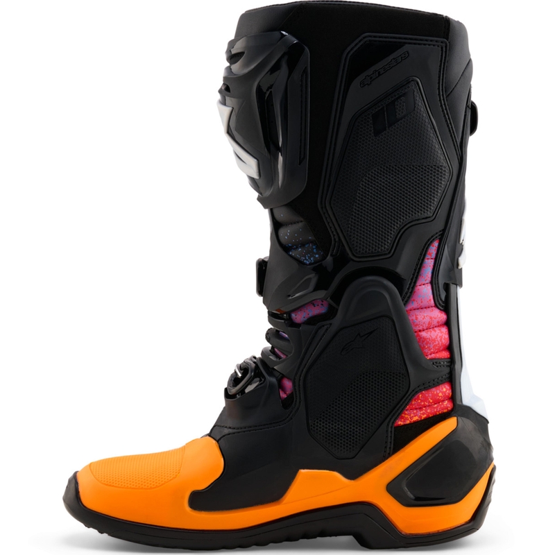 Alpinestars Tech 10 Limited Edition Black Hole mootorrattasaapad mustad