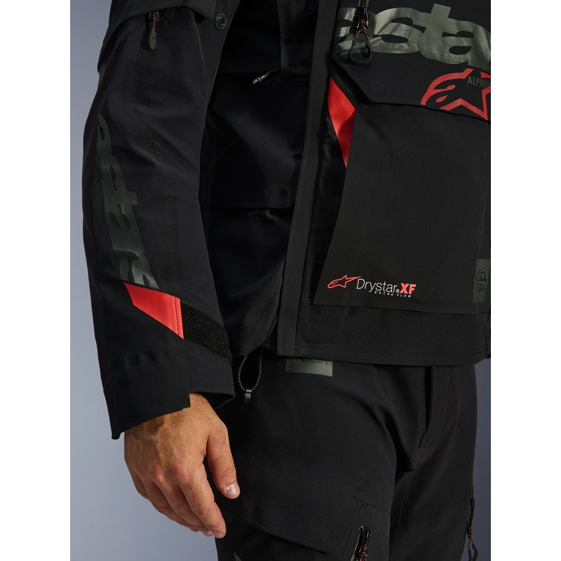 Alpinestars Halo PRO Drystar XF mootorratta jope must-tumehall-punane