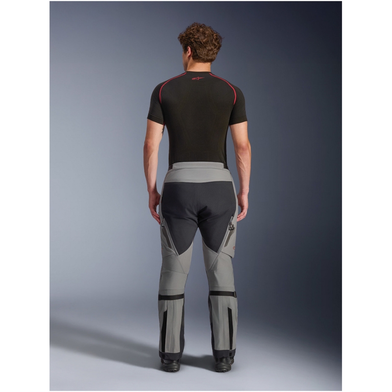 Alpinestars Nazca 3L Gore-Tex PRO lühikesed mootorrattapüksid, tumehall-mustad