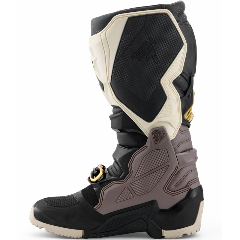 Alpinestars TECH 7 Enduro Drystar mootorrattasaapad must-tumehall-kuldne