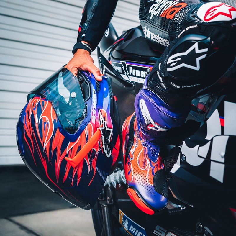 Alpinestars Supertech R-10 Flyte täismaskiiver, piiratud väljaanne, Jorge Martin, lilla-punane