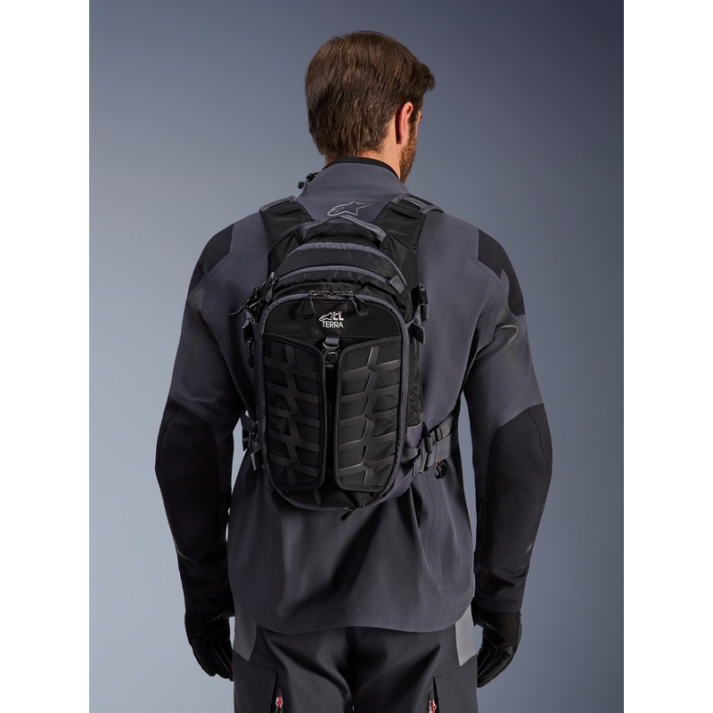 Alpinestars AT-15 mootorratta seljakott must-hall 15 l