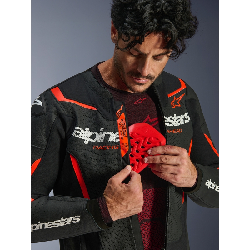 Alpinestars GP Force V2 Airflow nahkjakk must-fluorestseeriv punane-valge