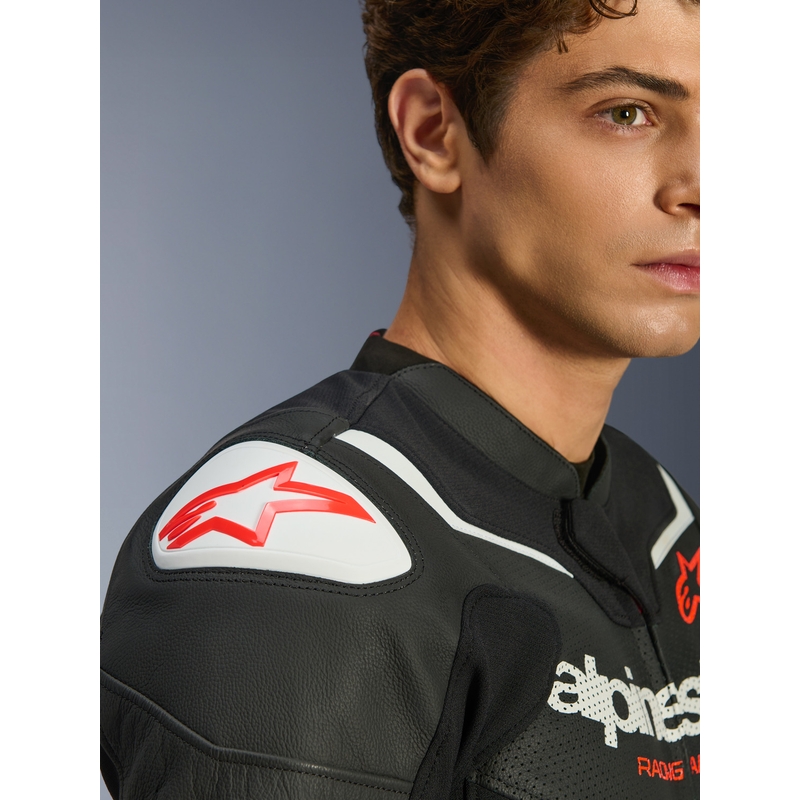 Alpinestars GP Force V2 Airflow nahkjakk must-valge