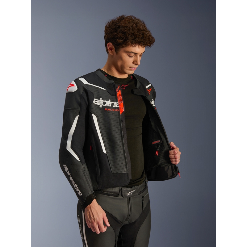 Alpinestars GP Force V2 Airflow nahkjakk must-valge