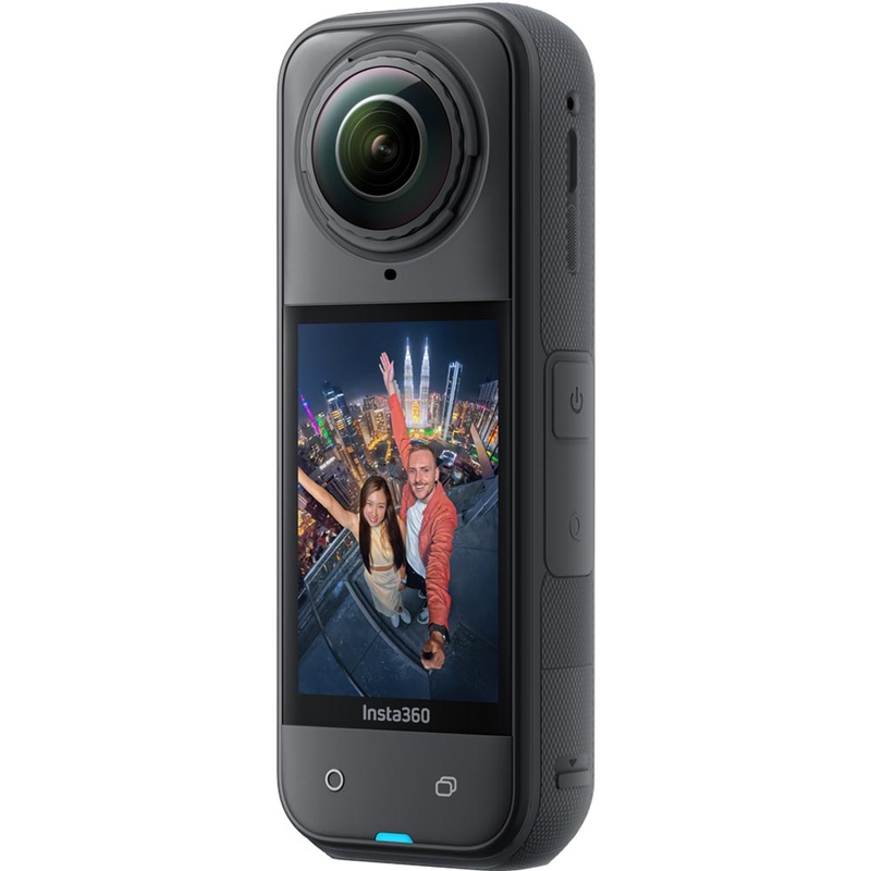 Insta360 X5 action-kaamera must