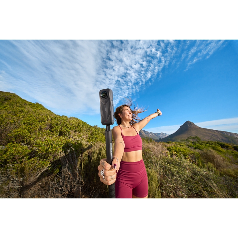 Insta360 X5 action-kaamera must
