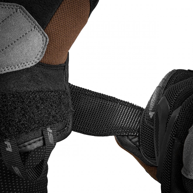 Shima Blaze 3.0 mootorratta kindad pruunid